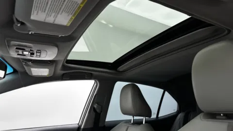 More photos of 2019 Toyota Camry SE at Auto Boutique Florida, FL