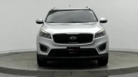 Photos of 2017 Kia Sorento LX for sale in Jacksonville, FL at Auto Boutique Florida