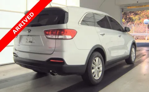 More photos of 2017 Kia Sorento LX at Auto Boutique Florida, FL