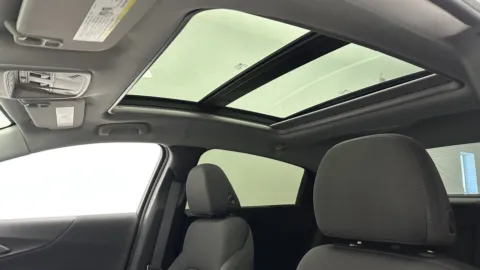 More photos of 2022 Chevrolet Malibu LT at Auto Boutique Florida, FL