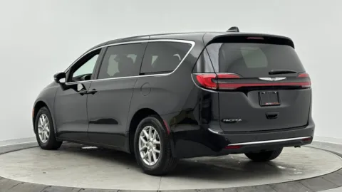 More photos of 2025 Chrysler Pacifica Select at Auto Boutique Florida, FL