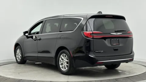More photos of 2025 Chrysler Pacifica Select at Auto Boutique Florida, FL