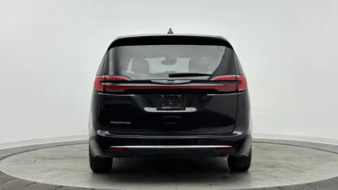 More photos of 2025 Chrysler Pacifica Select at Auto Boutique Florida, FL