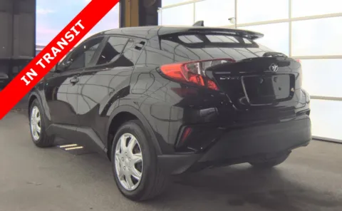 More photos of 2021 Toyota C-HR LE at Auto Boutique Florida, FL
