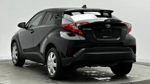 More photos of 2021 Toyota C-HR LE at Auto Boutique Florida, FL