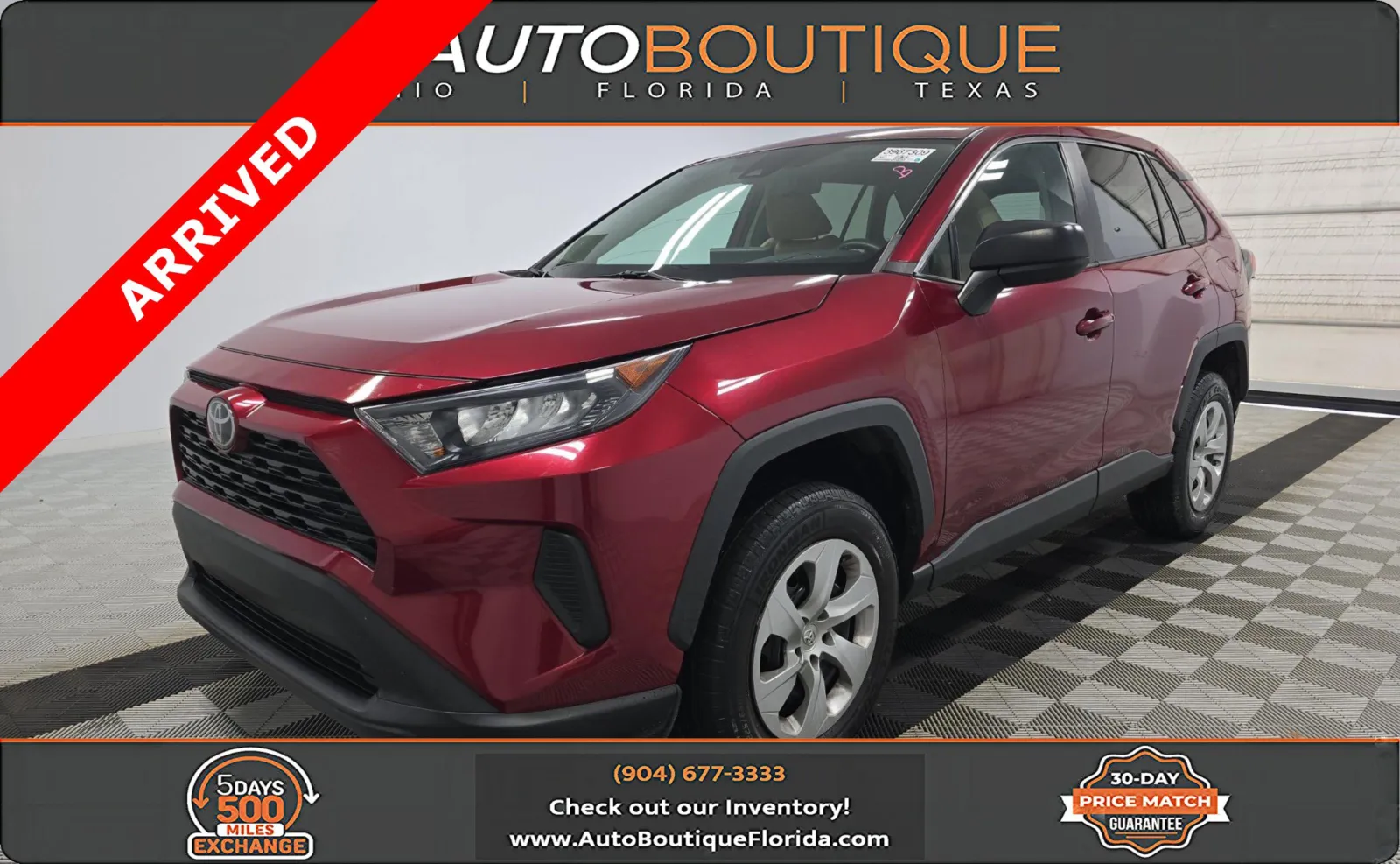 2022 Toyota RAV4 LE's photo