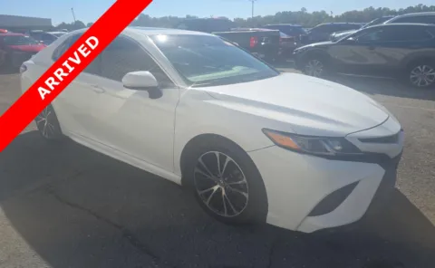 More photos of 2020 Toyota Camry SE at Auto Boutique Florida, FL