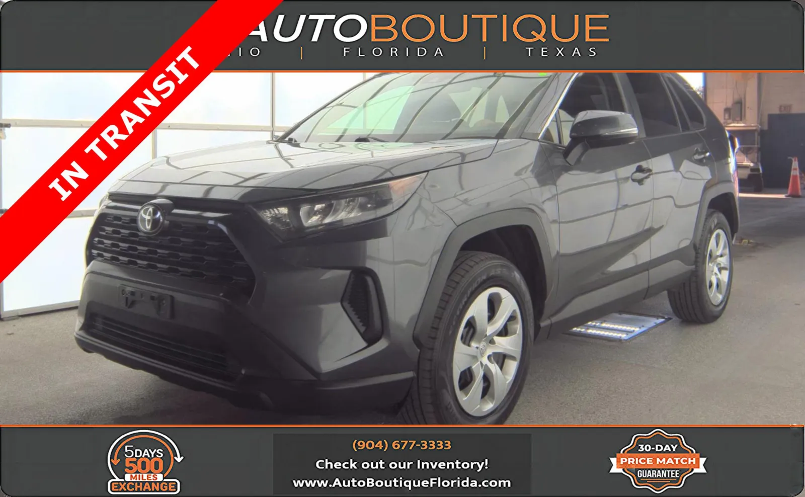 2020 Toyota RAV4 LE's photo