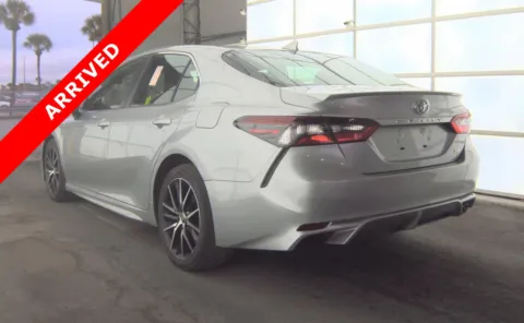 More photos of 2022 Toyota Camry SE at Auto Boutique Florida, FL