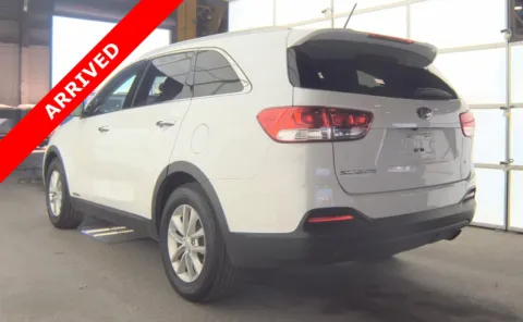 More photos of 2018 Kia Sorento LX V6 at Auto Boutique Florida, FL