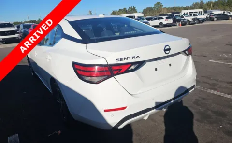More photos of 2022 Nissan Sentra SV at Auto Boutique Florida, FL
