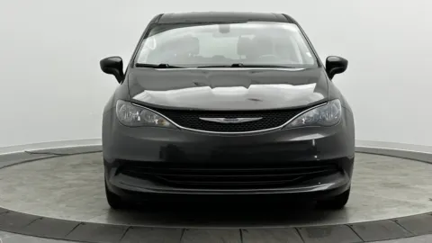 Photos of 2019 Chrysler Pacifica LX for sale in Jacksonville, FL at Auto Boutique Florida