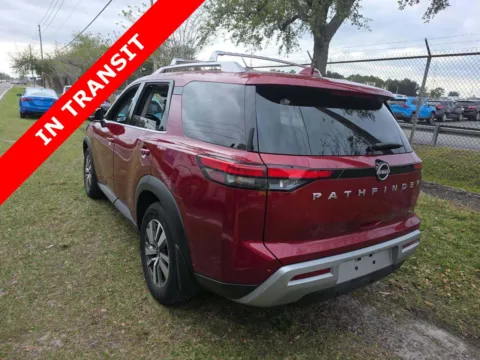 More photos of 2022 Nissan Pathfinder SL at Auto Boutique Florida, FL