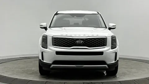 Photos of 2020 Kia Telluride LX for sale in Jacksonville, FL at Auto Boutique Florida