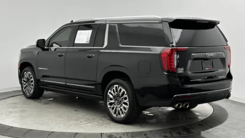 More photos of 2024 GMC Yukon XL Denali Ultimate at Auto Boutique Florida, FL