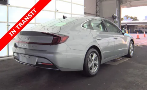 More photos of 2023 Hyundai Sonata SE at Auto Boutique Florida, FL