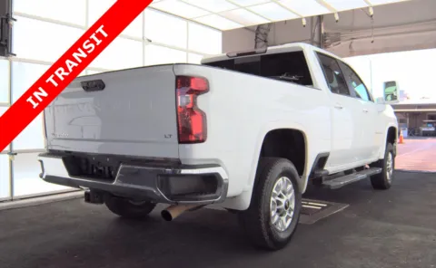 More photos of 2022 Chevrolet Silverado 2500HD LT at Auto Boutique Florida, FL