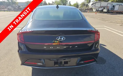 More photos of 2021 Hyundai Sonata SE at Auto Boutique Florida, FL