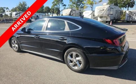 More photos of 2021 Hyundai Sonata SE at Auto Boutique Florida, FL