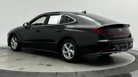 More photos of 2021 Hyundai Sonata SE at Auto Boutique Florida, FL