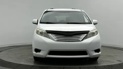 Photos of 2017 Toyota Sienna LE for sale in Jacksonville, FL at Auto Boutique Florida