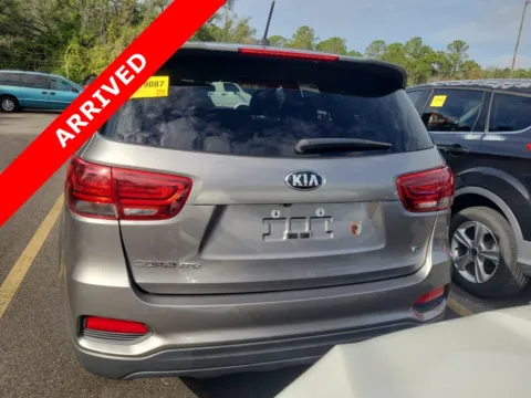 More photos of 2019 Kia Sorento LX V6 at Auto Boutique Florida, FL