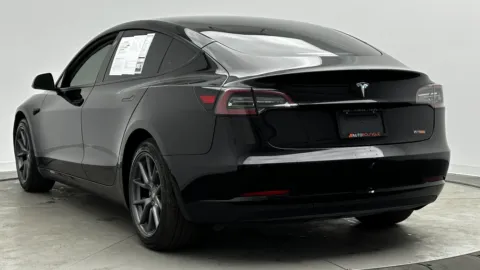 More photos of 2021 Tesla Model 3 Standard Range Plus at Auto Boutique Florida, FL