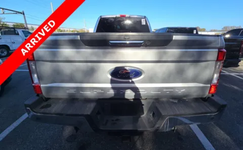 More photos of 2019 Ford Super Duty F-250 SRW LARIAT at Auto Boutique Florida, FL