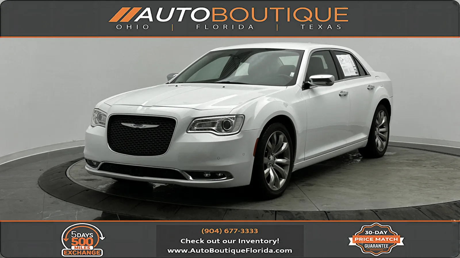 2019 Chrysler 300 Limited's photo