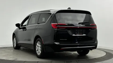 More photos of 2025 Chrysler Pacifica Select at Auto Boutique Florida, FL