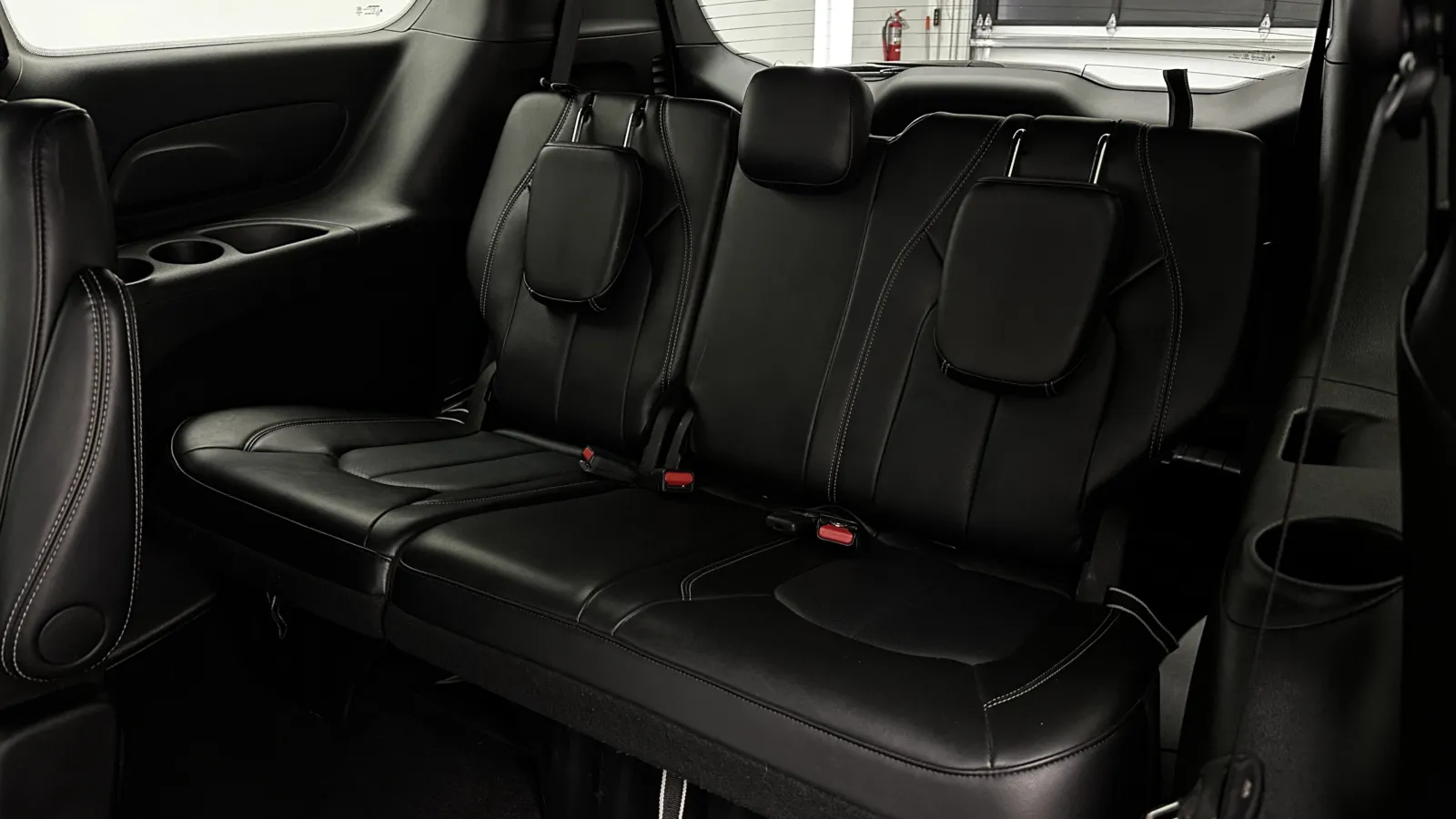 Chrysler Pacifica photo 23