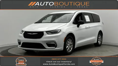 White 2025 Chrysler Pacifica Select for sale in Jacksonville, FL