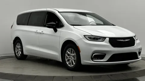 Another view of 2025 Chrysler Pacifica Select for sale in Jacksonville, FL at Auto Boutique Florida