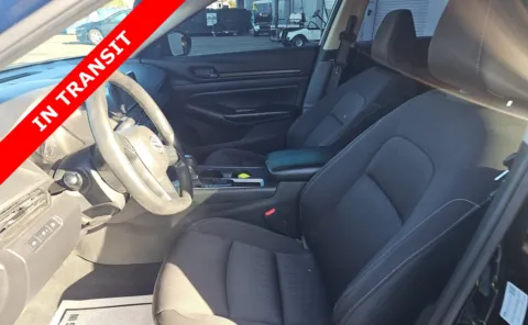 More photos of 2023 Nissan Altima 2.5 S at Auto Boutique Florida, FL