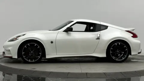 More photos of 2017 Nissan 370Z NISMO at Auto Boutique Florida, FL