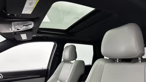 More photos of 2018 Jeep Grand Cherokee Sterling Edition at Auto Boutique Florida, FL