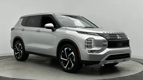 Another view of 2024 Mitsubishi Outlander SE for sale in Jacksonville, FL at Auto Boutique Florida