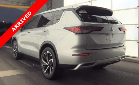 More photos of 2024 Mitsubishi Outlander SE at Auto Boutique Florida, FL