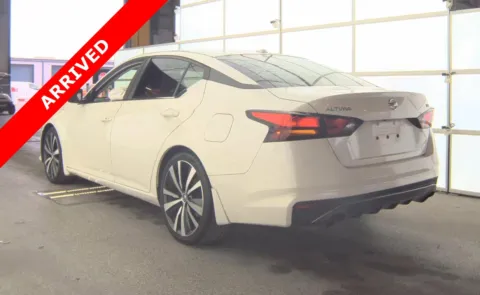 More photos of 2019 Nissan Altima 2.5 SR at Auto Boutique Florida, FL
