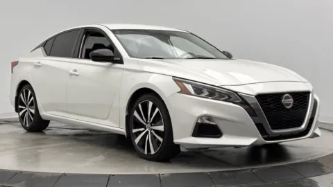 Another view of 2019 Nissan Altima 2.5 SR for sale in Jacksonville, FL at Auto Boutique Florida