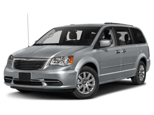 2015 Chrysler Town & Country Touring's photo