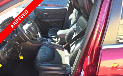 More photos of 2019 Jeep Cherokee Latitude Plus at Auto Boutique Florida, FL