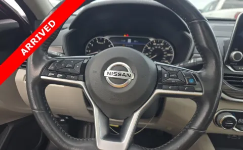 More photos of 2022 Nissan Altima 2.5 SL at Auto Boutique Florida, FL
