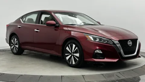 Another view of 2022 Nissan Altima 2.5 SL for sale in Jacksonville, FL at Auto Boutique Florida