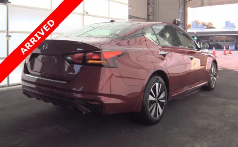 More photos of 2022 Nissan Altima 2.5 SL at Auto Boutique Florida, FL