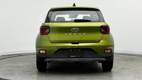 More photos of 2021 Hyundai Venue SE at Auto Boutique Florida, FL