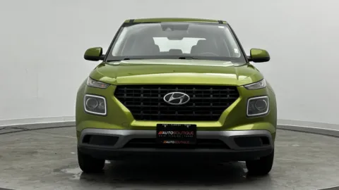 Photos of 2021 Hyundai Venue SE for sale in Jacksonville, FL at Auto Boutique Florida