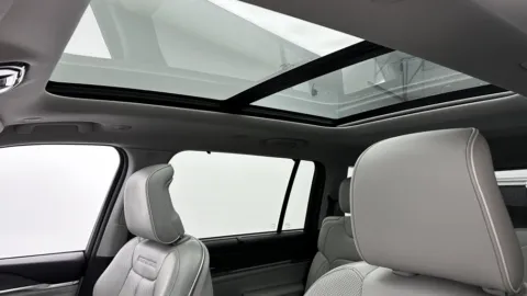 More photos of 2022 Jeep Grand Cherokee L Overland at Auto Boutique Florida, FL