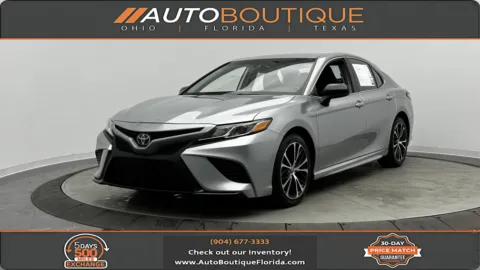 Silver 2019 Toyota Camry SE for sale in Jacksonville, FL
