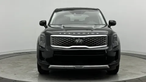Photos of 2020 Kia Telluride LX for sale in Jacksonville, FL at Auto Boutique Florida